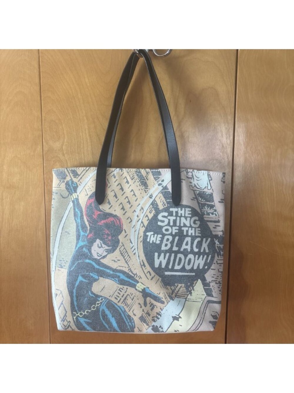 Coach Black Widow Large Tote Bag Marvel x Coach - Picture 2 of 16